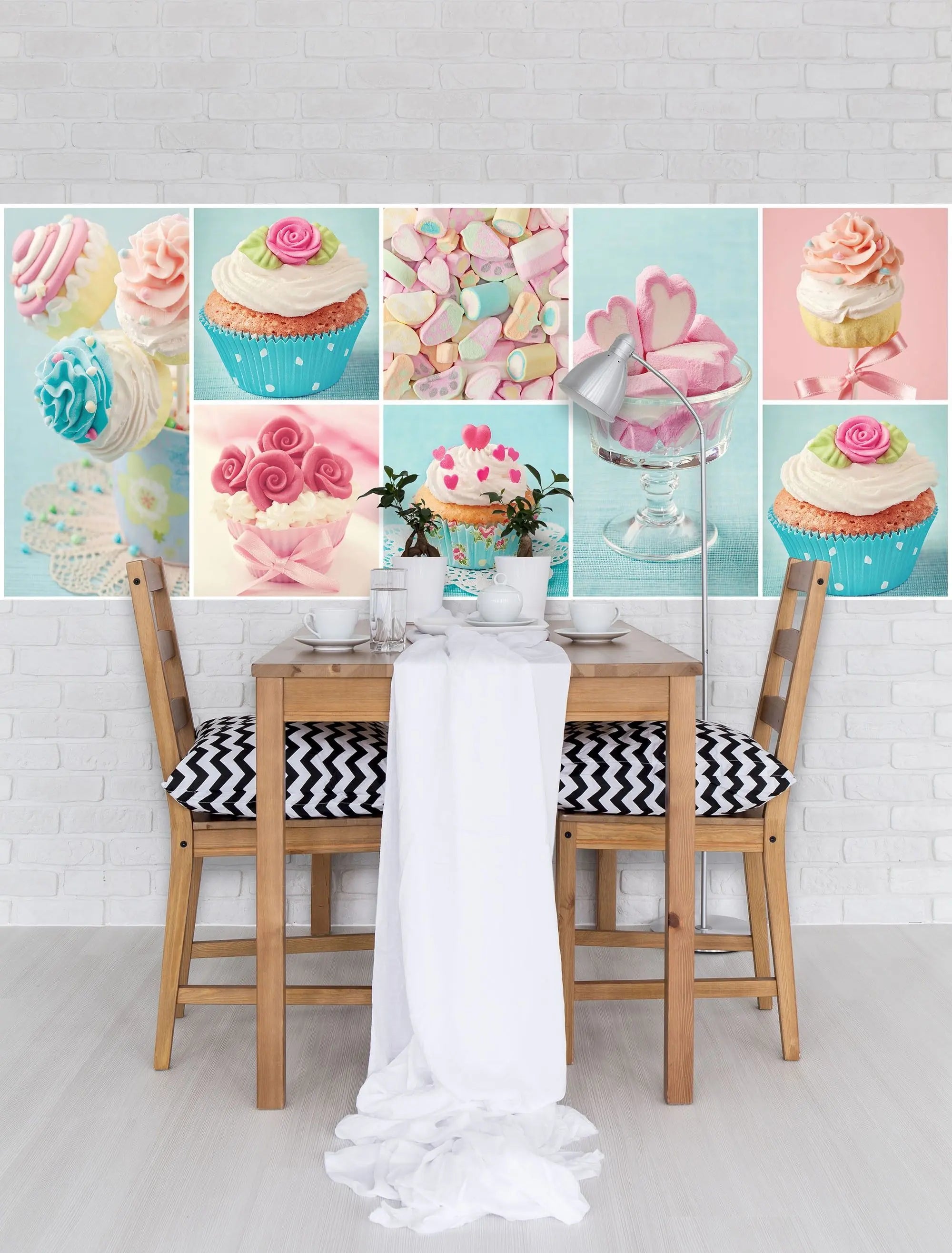 Billede 9 af Fototapet - Collage med Cupcakes og Pastelfarvet Konfekt