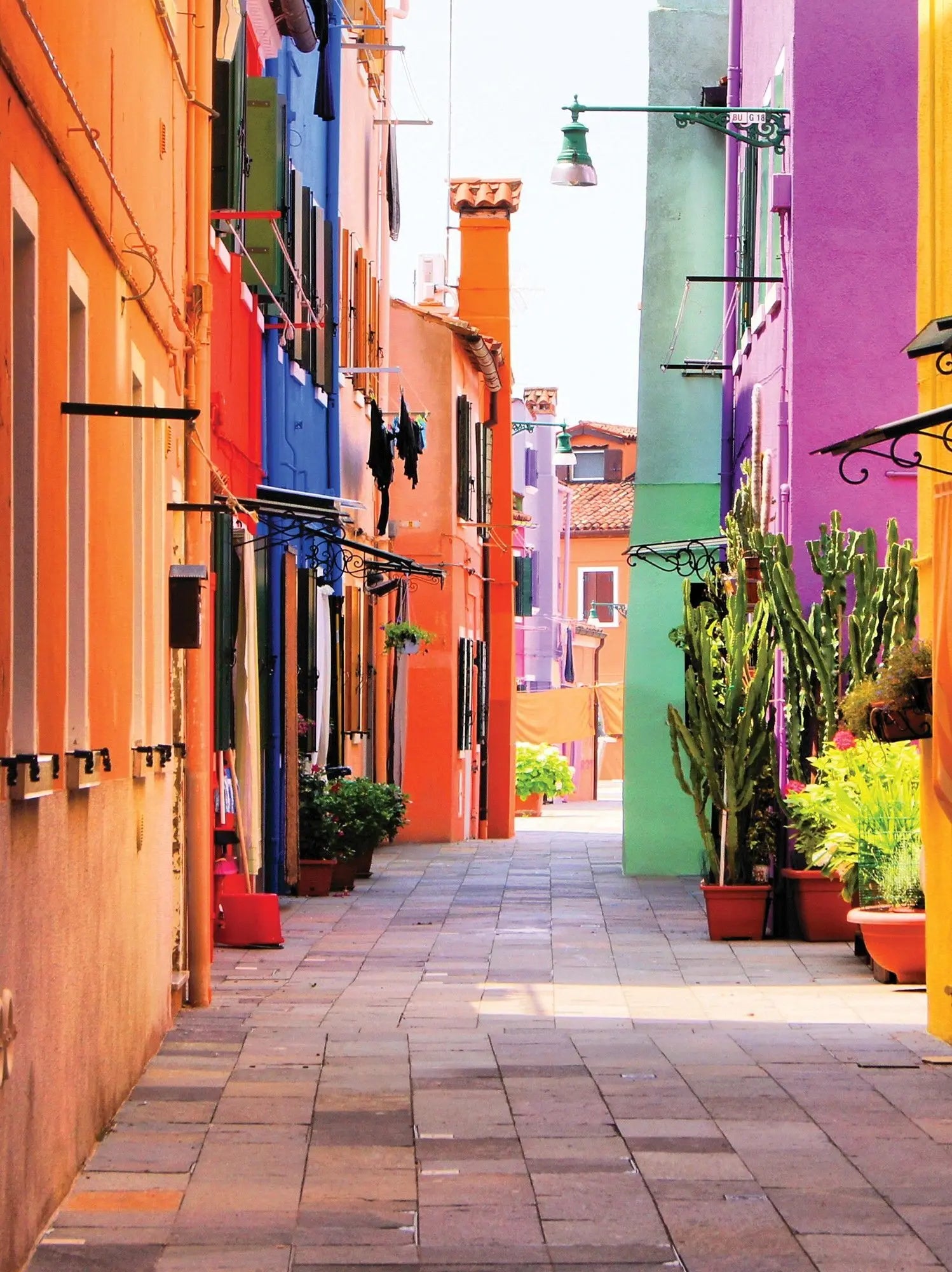 Billede 20 af Fototapet - Farverig gyde med malede huse på Burano i Italien