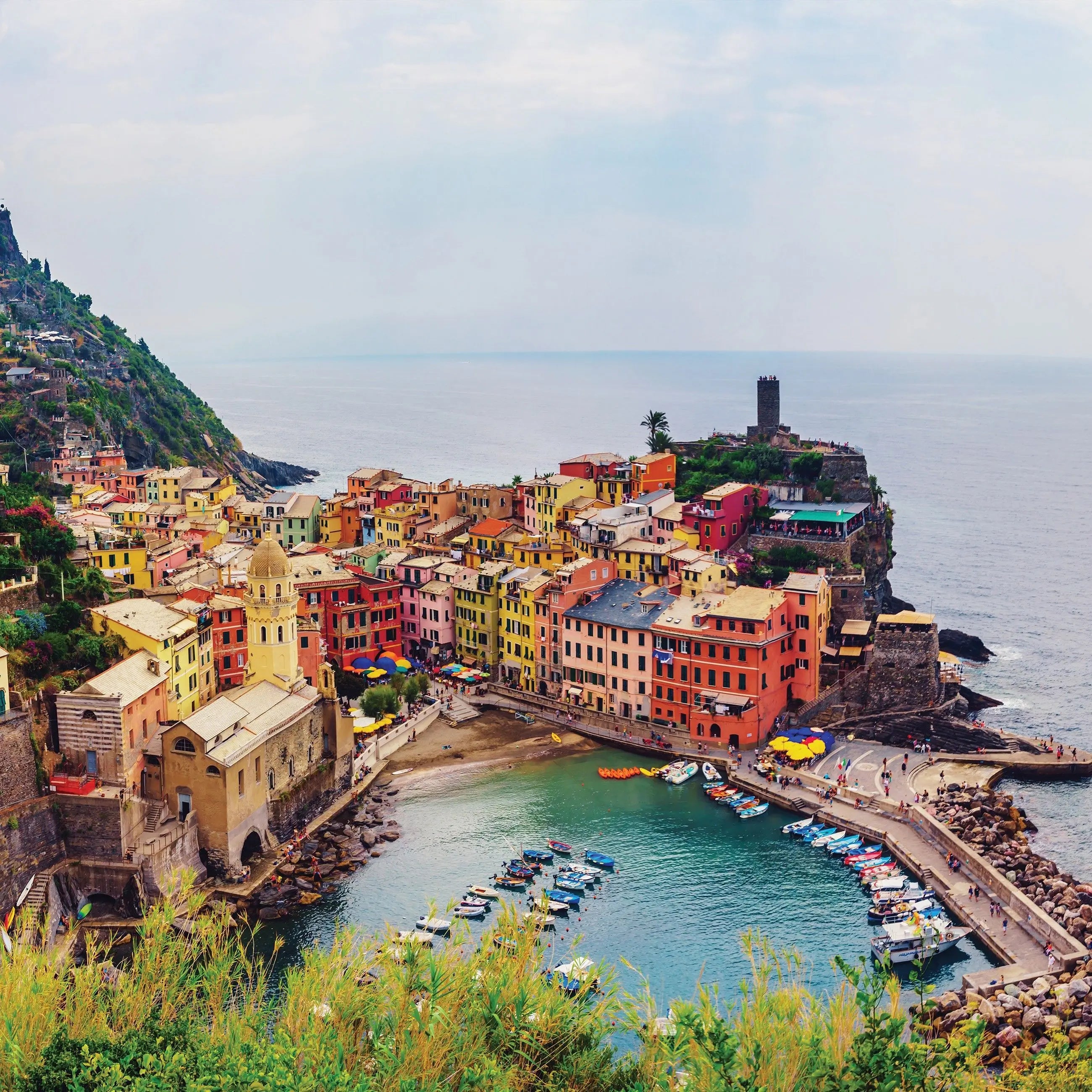 Billede 13 af Fototapet - Farverige bygninger i Vernazza, Italien ved kysten