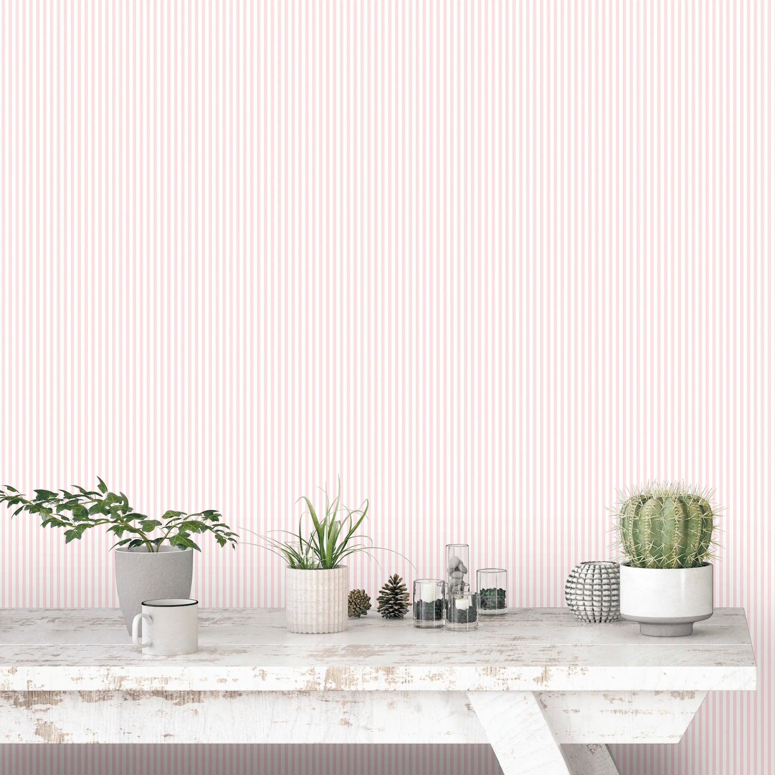 Vægbeklædning med Pinstripe Patterns - Blush, der viser en væg i et rum med planter og dekorationer foran i en moderne indretning.