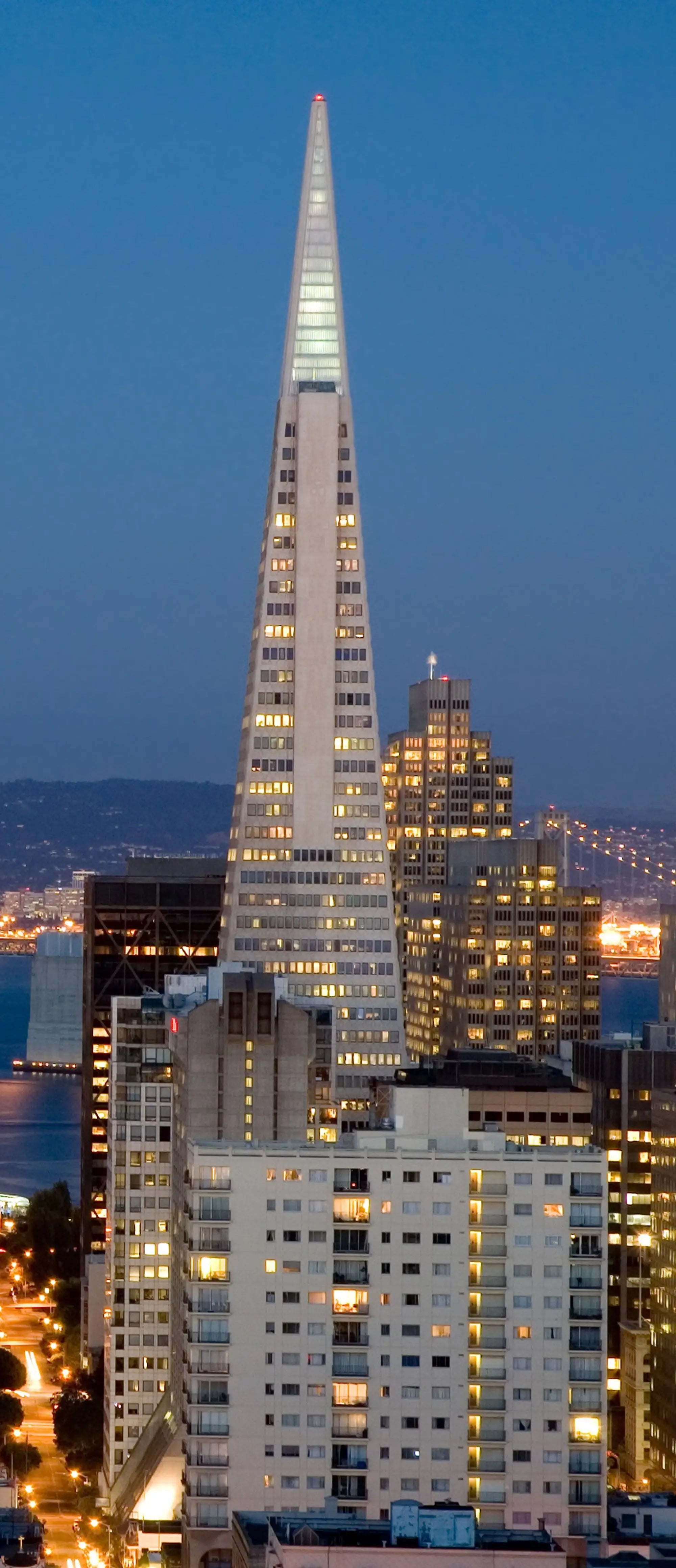 Billede 8 af Fototapet - San Francisco skyline med Transamerica-pyramiden og Bay Bridge om natten