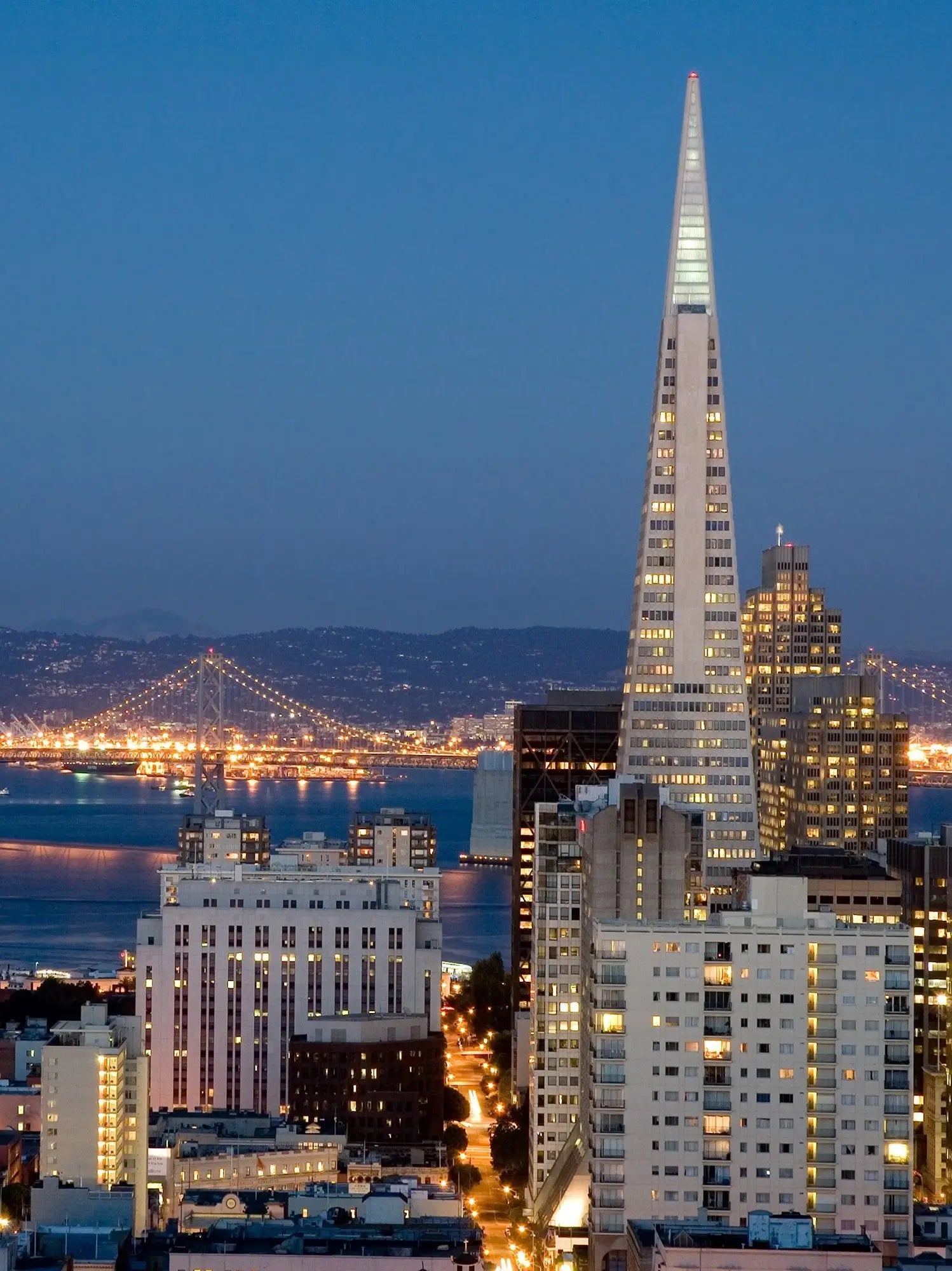 Billede 9 af Fototapet - San Francisco skyline med Transamerica-pyramiden og Bay Bridge om natten