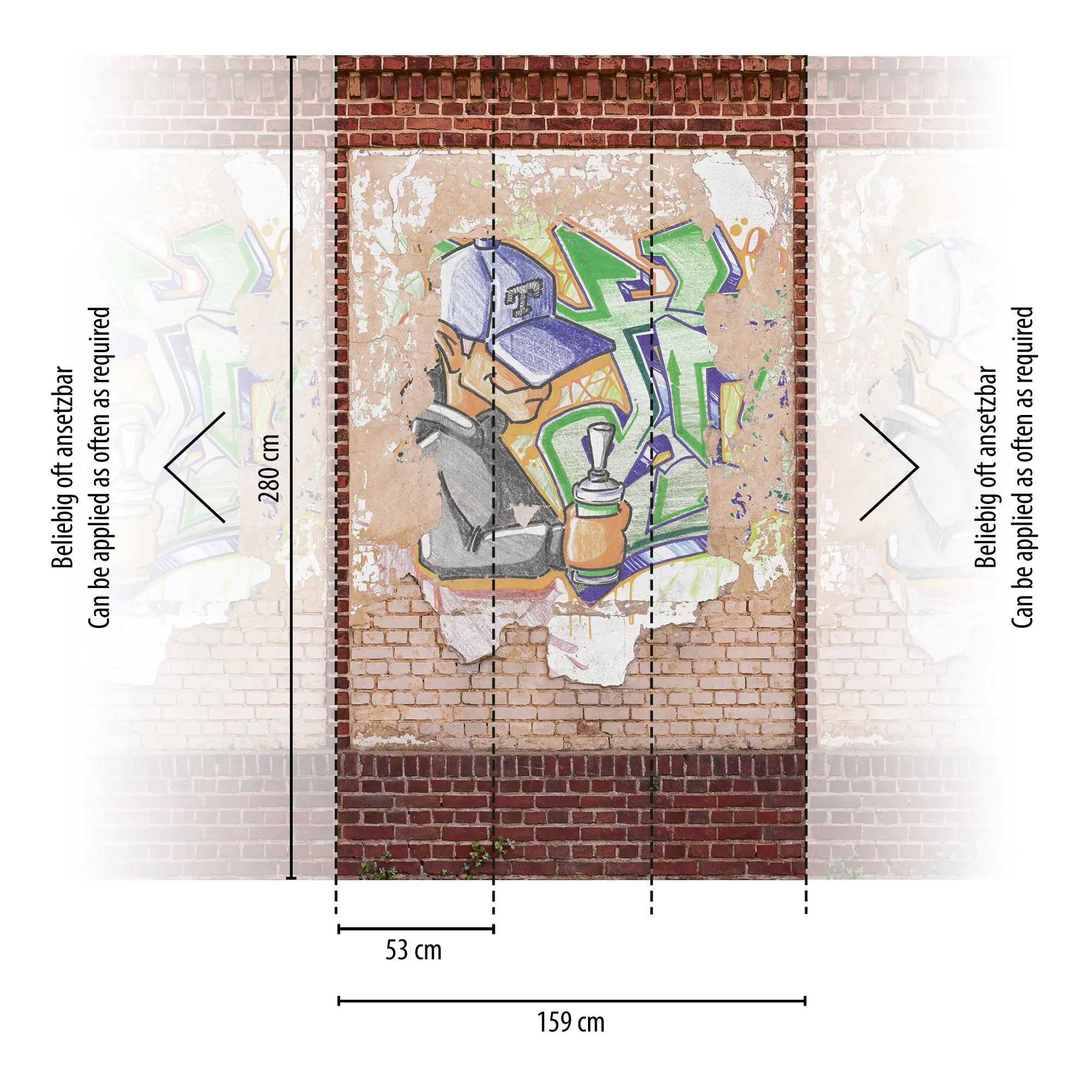 Street Artist tapet viser målene 159 cm bredt og 280 cm højt med gentagelsesmønster over en murstensvæg.