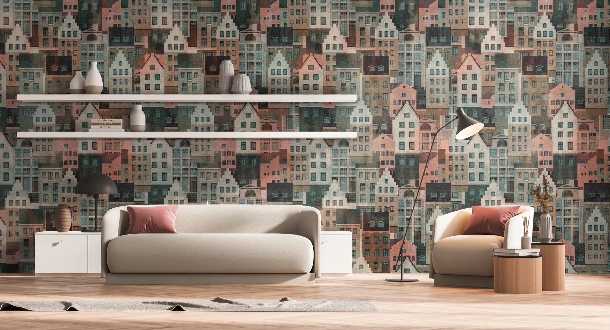 Interiør med tapetet Urban Mosaic - Dawn, der viser et moderne rum med sofa, hylder og lamper på en baggrund af bygningsmønster.